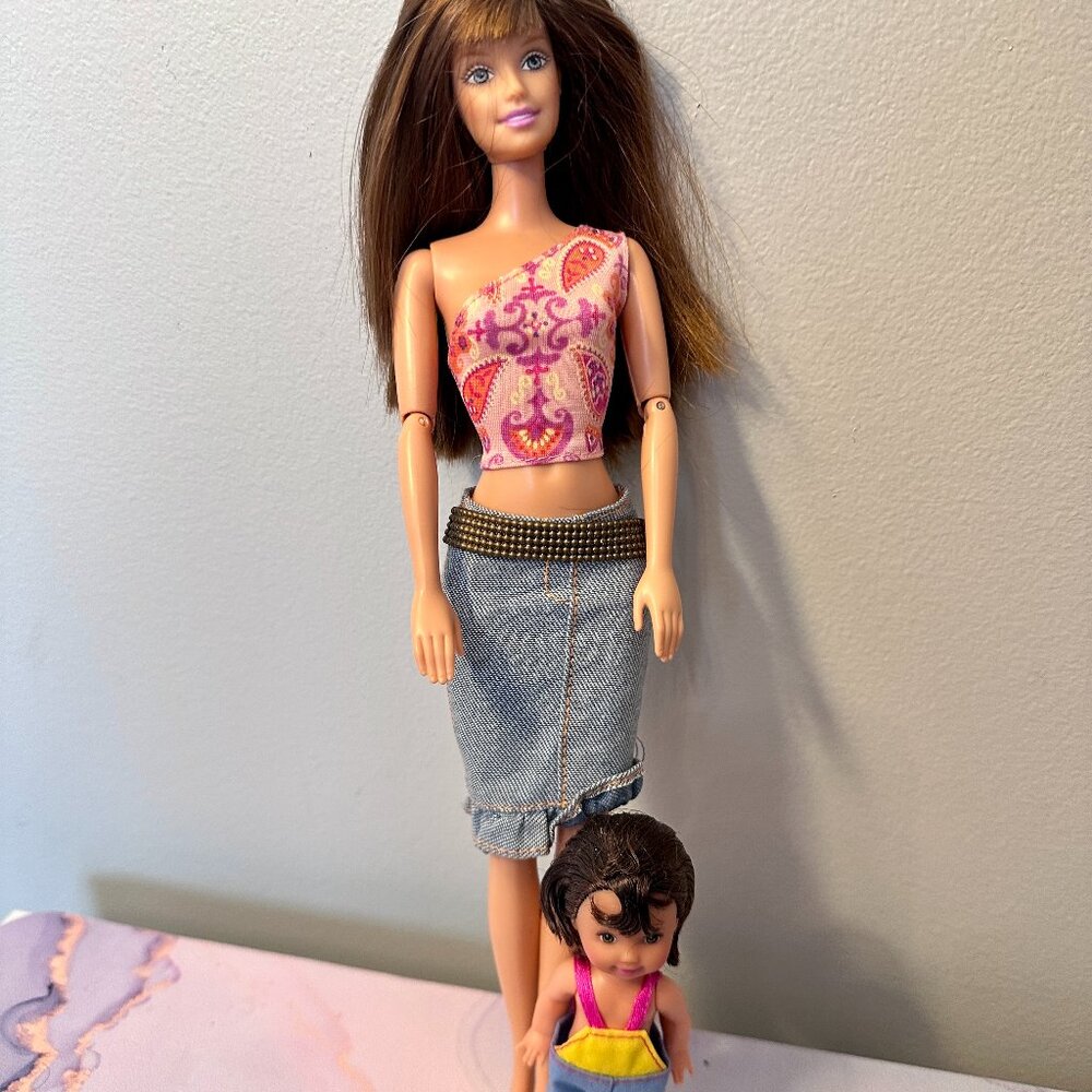2000 Kitty Fun Barbie AND Kelly Little Swimmer Dolls w/ 5 outfits for Barbie